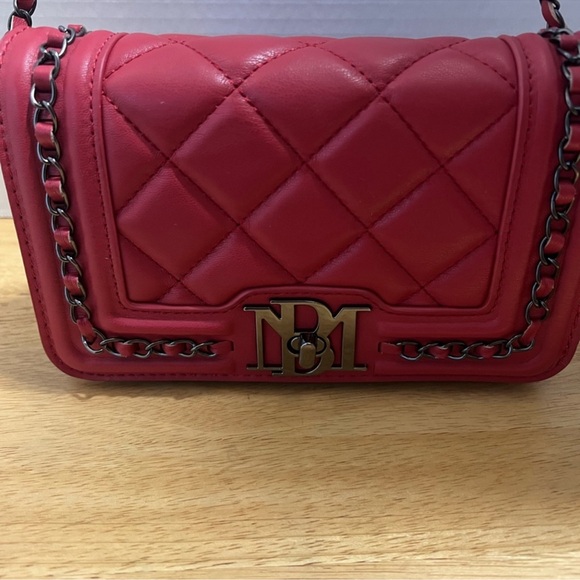 BADGLEY MISCHKA NWT Vegan Leather Red Crossbody - Picture 2 of 7